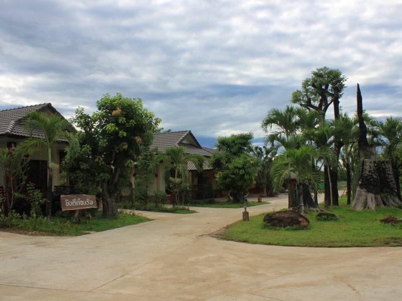 Maiyai Resort - Big Tree Kamphaeng Phet Esterno foto